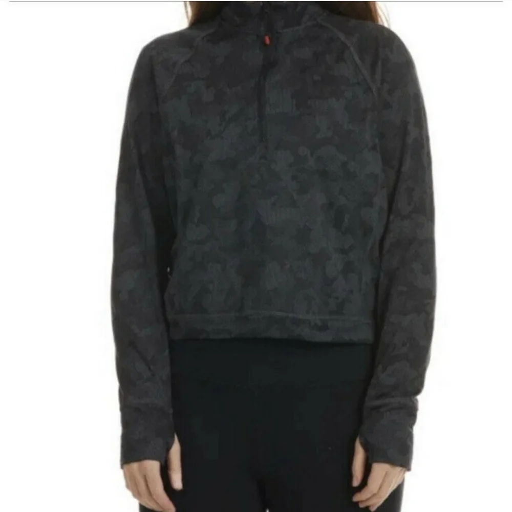 Spyder Active Camo Top Long Sleeve Boxy Crop Thumbholes Half Zip Mock Mockneck L - Picture 11 of 11